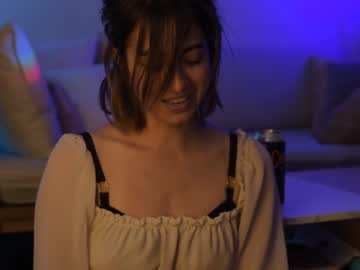 girl lizmreow image #1662054