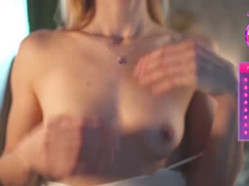 girl _mirrra_ image #1054277