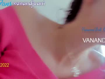 girl vanandjuani image #1370852