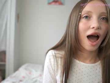 girl pureangeldolores image #2861809