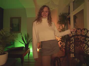 girl chillwithkira image #711705