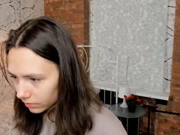 elviahellums naked cam