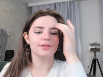 tostyones naked cam
