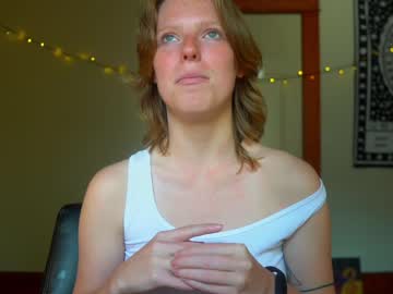 girl crimsonxrapture image #1745760