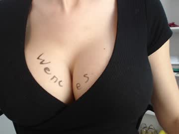 girl eat_mee_out image #1543404