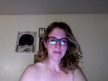 girl bekalikesit image #2057720