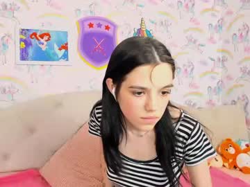 adria_raee naked cam