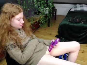 girl molly_redhead image #919870