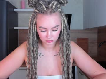girl 8a8y_nura image #573660