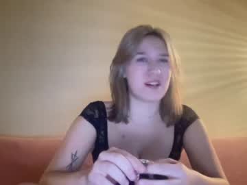 girl p3rs0nalaphr0d1t3 image #3983213