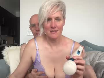 couple goddexxofpleasure image #3980462