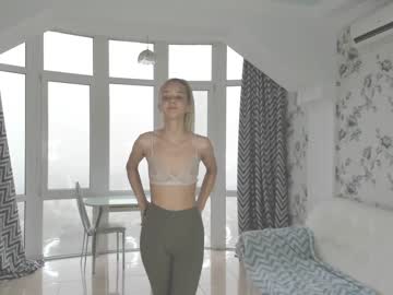 girl infinite_reality image #1585459