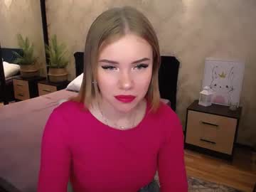 yourfullmoon naked cam