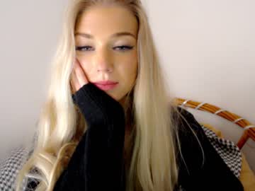 girl pervyblonde image #1779393