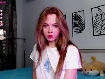 girl small_blondee image #3307008