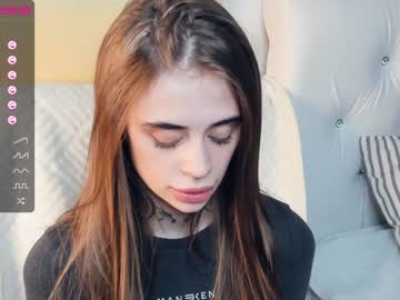 girl evalanis image #2473470