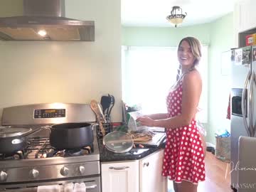 girl phoenix_taylor image #1897315