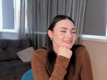 moiregundry naked cam