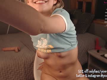 girl yourweirdbaby image #3425293