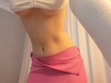 girl nacuno_min image #3923426
