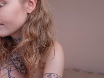 girl tendertainted image #2455337