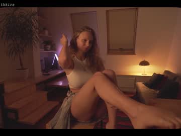girl chillwithkira image #1694982