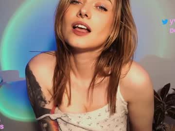 girl _yvie_ image #1599976