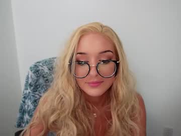 girl siennaissubmissive image #3944714