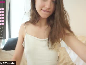 girl mia_elfie image #2295037