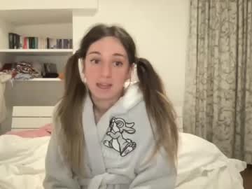 girl lilmills image #1036655