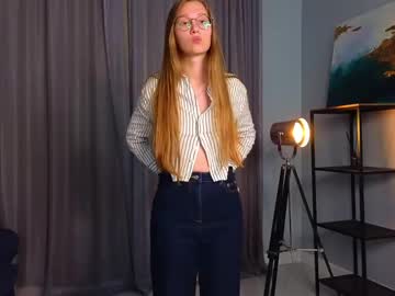 eadlincarnley naked cam
