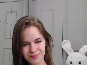 girl olivia_nikolson image #1622827