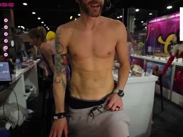 man bradbronton image #1661422