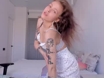 girl adriana_hill image #2080448