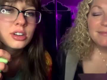 boyzenberrykush naked cam
