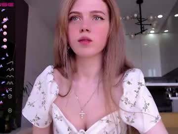 girl small_blondee image #1863885