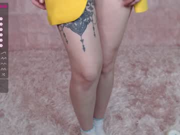 girl welcome2pleasureland image #3867332