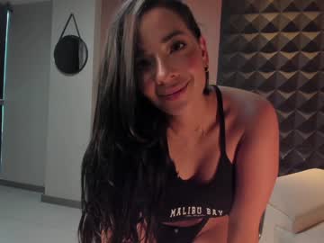 emiliabaker_ naked cam