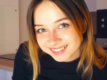 girl fannyfarwell image #4072847