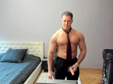 man redrabbitstories image #3385924