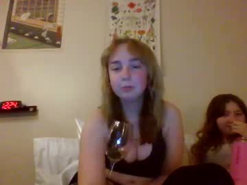 carpetmunchers naked cam