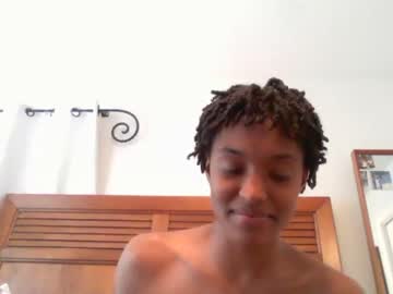 tayy22k naked cam