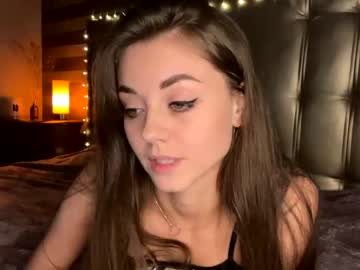 girl lettymoa image #3891062