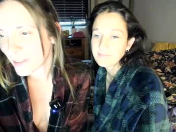 sillygirlsxx naked cam
