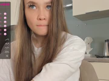 girl miaaperry image #3753823