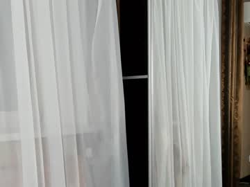 mia_monk naked cam