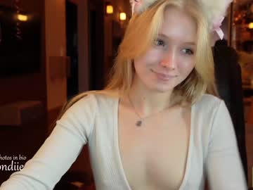 girl bestblondiiecb image #3708704