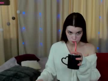 girl lookonmypassion image #3995926
