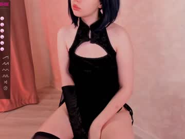 lexienewman naked cam
