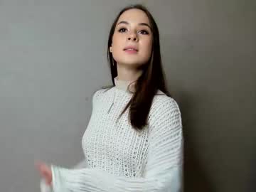 jeanne_curtis naked cam